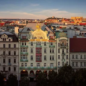 W 5*, Prague République tchèque