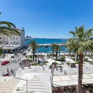 Riva Palace 4*, Split Croatia